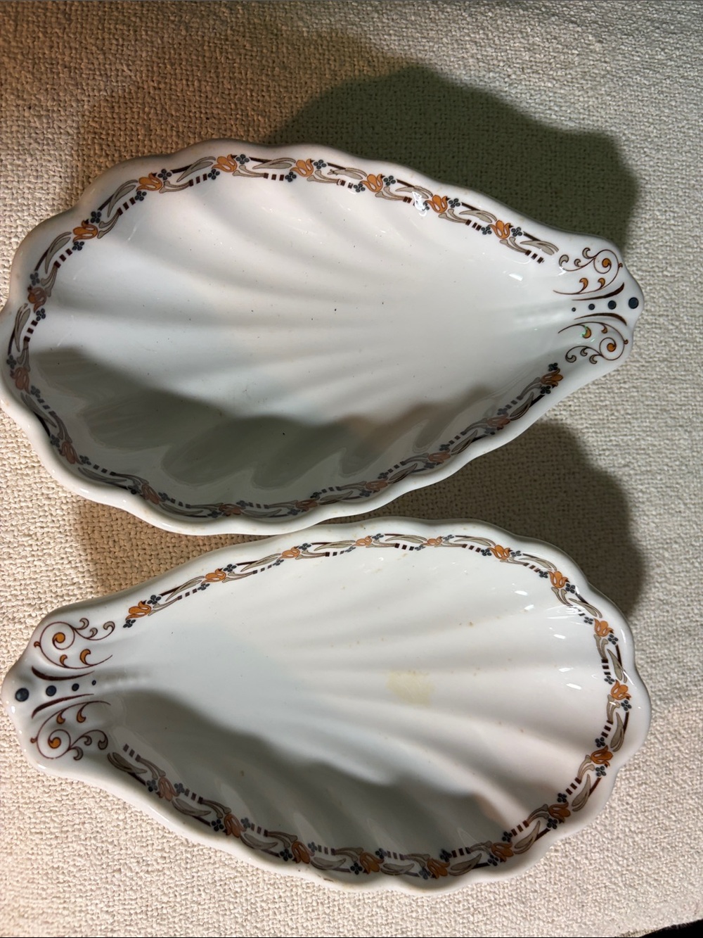 RARE Vintage 1930 Syracuse China Shell Dishes - Set of 2 Pristine. A+ shape